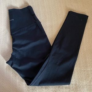 NWOT Paragon Leggings in Black